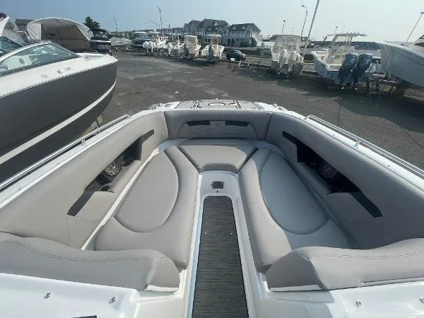 Slide: The Image of Four Winns HD8 OB LAST ONE 2025 - 9