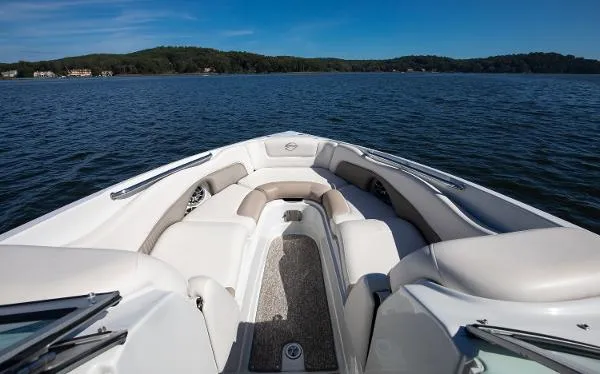 Slide: The Image of Crownline Boats 285SS 2017 - 12