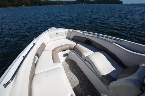 Slide: The Image of Crownline Boats 285SS 2017 - 13