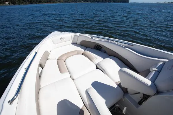 Slide: The Image of Crownline Boats 285SS 2017 - 15