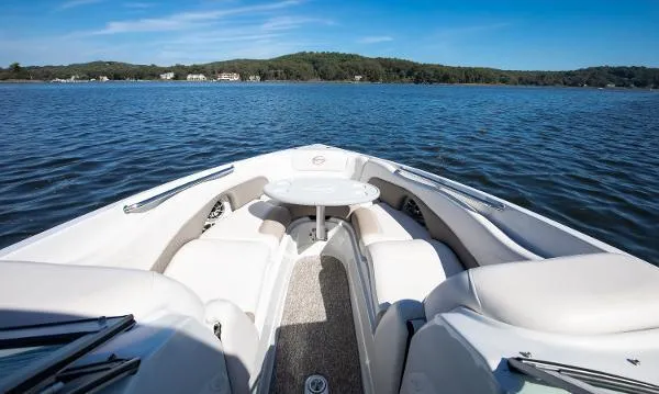 Slide: The Image of Crownline Boats 285SS 2017 - 19