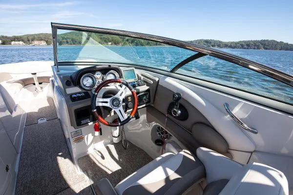 Slide: The Image of Crownline Boats 285SS 2017 - 21