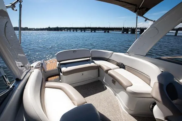 Slide: The Image of Crownline Boats 285SS 2017 - 27