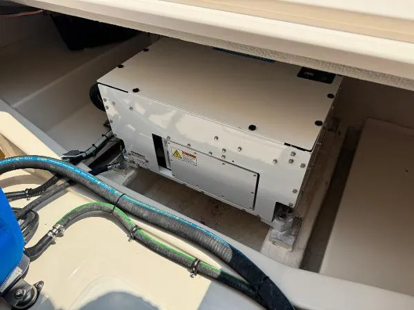 Slide: The Image of Grady-White Canyon 386 2025 - 18