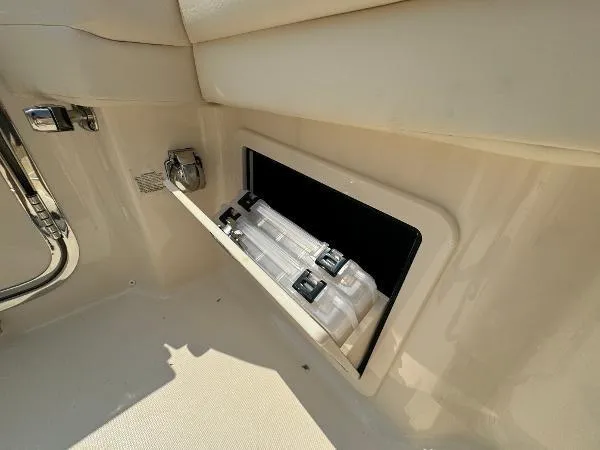 Slide: The Image of Grady-White Canyon 386 2025 - 42