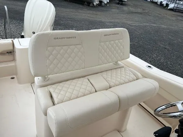 Slide: The Image of Grady-White Fisherman 236 2025 - 14