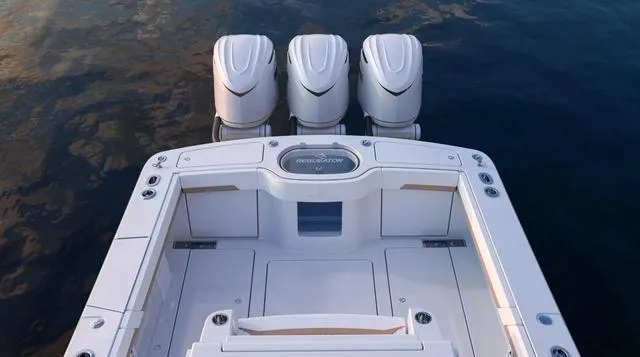 Slide: The Image of Regulator Marine 35 2025 - 7