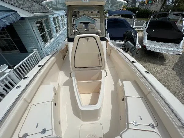 Slide: The Image of Grady-White 281 2024 - 27