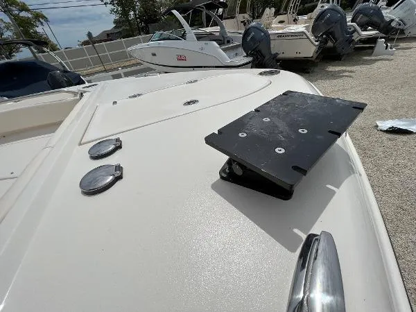 Slide: The Image of Grady-White 281 2024 - 29