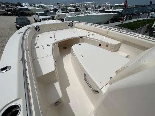 Slide: The Image of Grady-White 281 2024 - 36