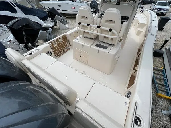 Slide: The Image of Grady-White 281 2024 - 45