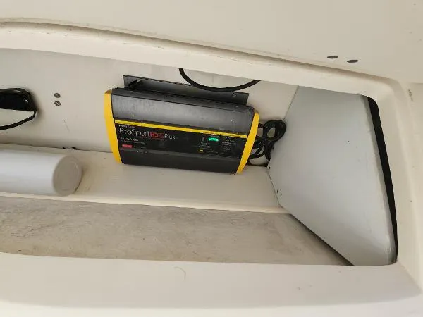 Slide: The Image of Sailfish 270 CC 2018 - 19