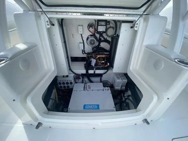 Slide: The Image of Regulator Marine 37 2024 - 30