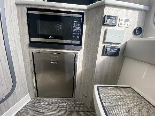 Slide: The Image of Regulator Marine 37 2024 - 44