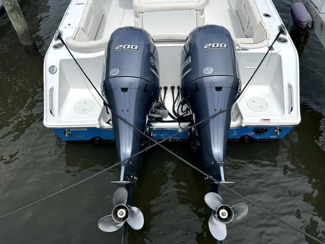 Slide: The Image of Sea Hunt Ultra 275 SE 2022 - 4