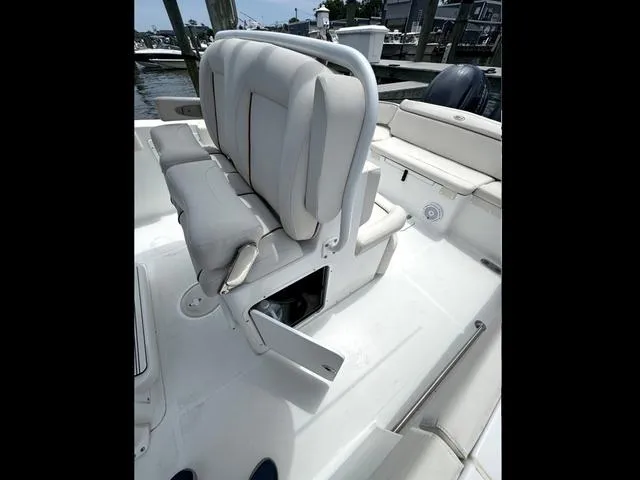 Slide: The Image of Sea Hunt Ultra 275 SE 2022 - 7