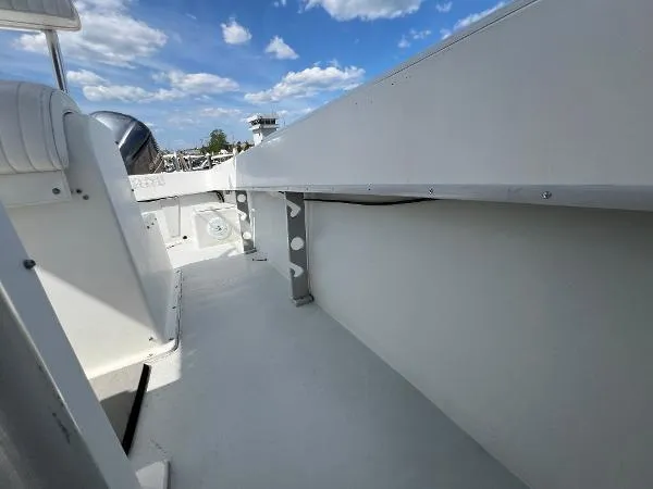 Slide: The Image of Dusky 256 Center Console 2001 - 16