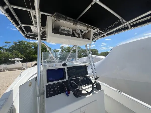 Slide: The Image of Dusky 256 Center Console 2001 - 23