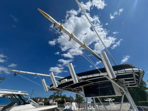 Slide: The Image of Dusky 256 Center Console 2001 - 25