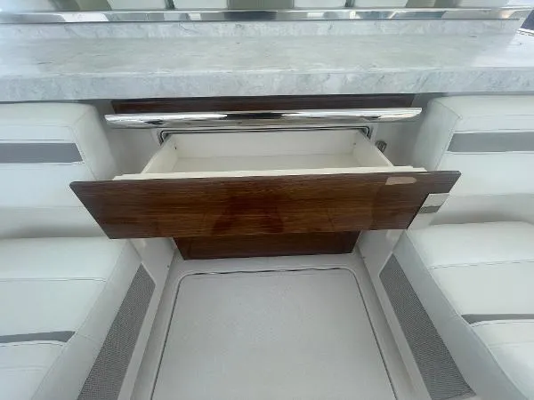 Slide: The Image of Tiara 38LS 2025 - 3