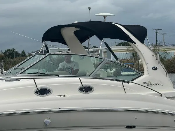 Slide: The Image of Sea Ray 320 Sundancer 2003 - 12