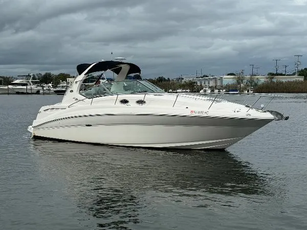 Slide: The Image of Sea Ray 320 Sundancer 2003 - 3