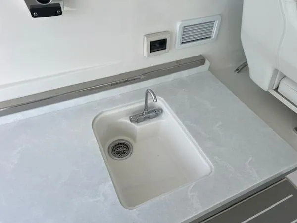 Slide: The Image of Tiara 34lx 2025 - 21