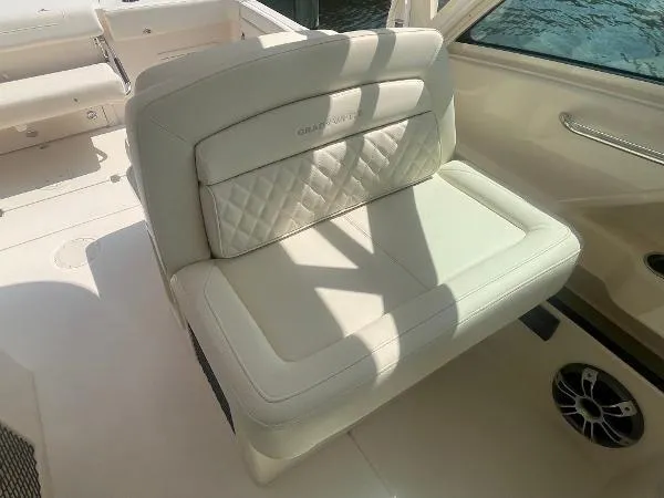 Slide: The Image of Grady-White 325 Freedom 2025 - 21