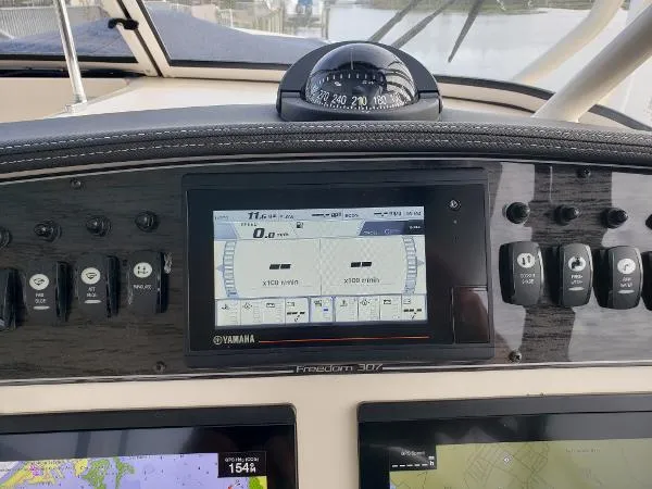 Slide: The Image of Grady-White Freedom 307 2022 - 30