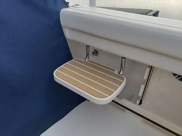 Slide: The Image of Grady-White Freedom 307 2022 - 53