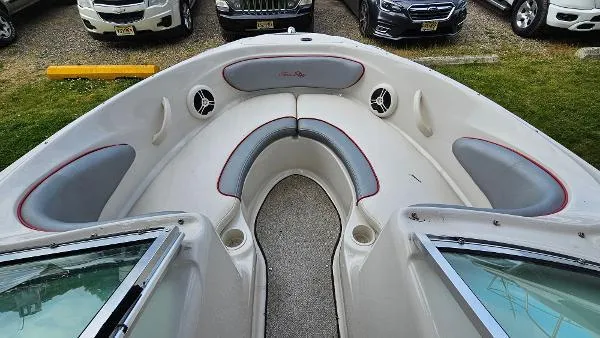 Slide: The Image of Sea Ray 205 Sport 2008 - 6