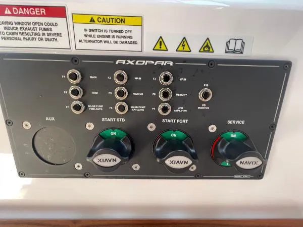 Slide: The Image of Axopar 28 CABIN 2024 - 21