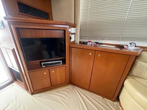 Slide: The Image of Silverton 42 Convertible 2006 - 41