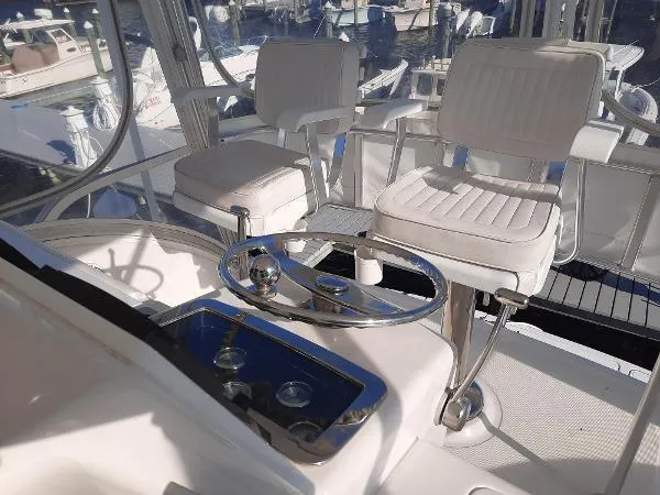 Slide: The Image of Tiara Convertible 3900 2008 - 34