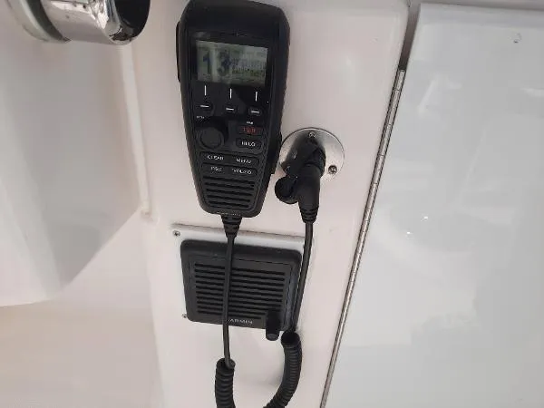 Slide: The Image of Tiara Convertible 3900 2008 - 40