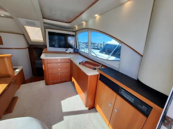 Slide: The Image of Tiara Convertible 3900 2008 - 45