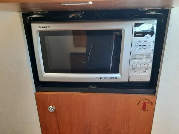 Slide: The Image of Tiara Convertible 3900 2008 - 63