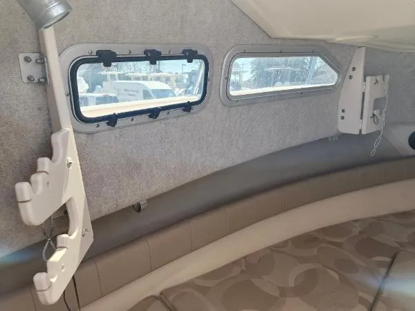 Slide: The Image of Grady-White Journey 258 2006 - 27