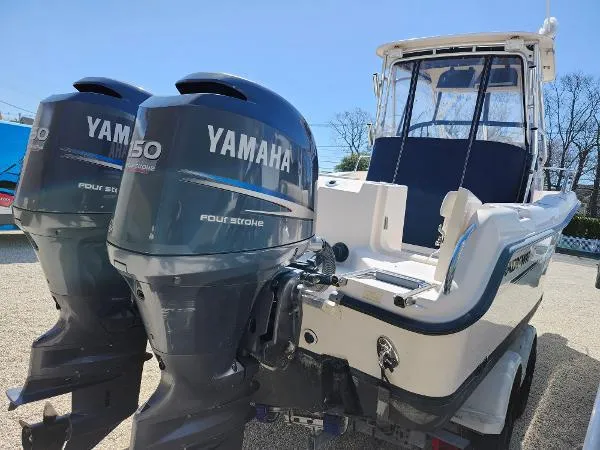 Slide: The Image of Grady-White Journey 258 2006 - 30