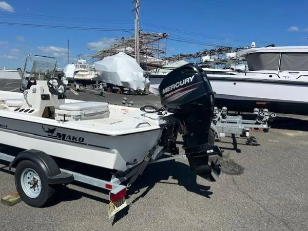 Slide: The Image of Mako Pro Skiff 17 CC 2018 - 4