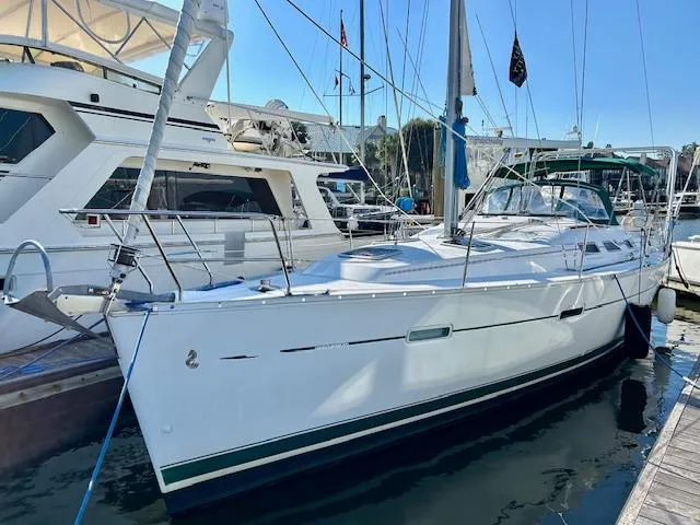 Slide: The Image of 2007 Beneteau 373 sailboat docked at marina, side view. - 36
