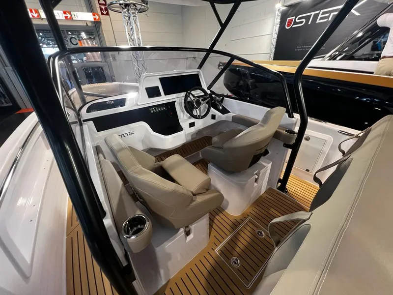 Slide: The Image of Sterk 31 WB Super Sport 2026 - 52