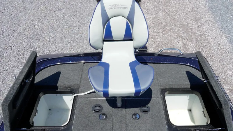 Slide: The Image of 2021 Skeeter ZX200 boat seat with storage compartments on deck. - 10