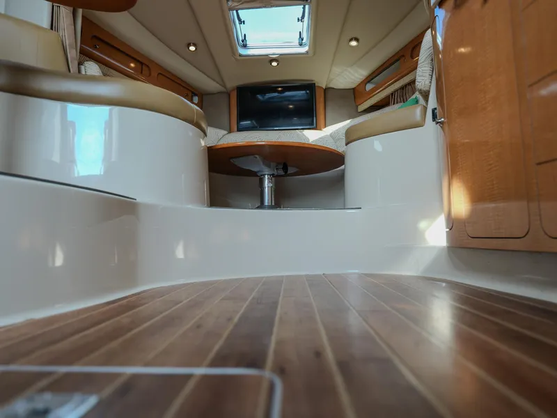 Slide: The Image of Chaparral 330 Signature 2006 - 12