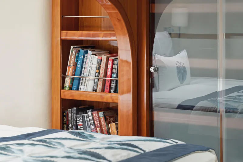 Slide: The Image of Privilege 745 2008 - 107