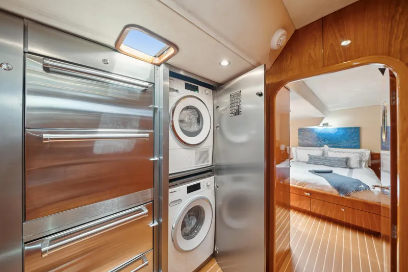 Slide: The Image of Privilege 745 2008 - 115