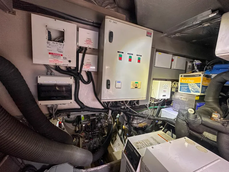 Slide: The Image of Privilege 745 2008 - 121