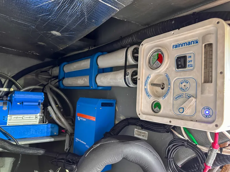 Slide: The Image of Privilege 745 2008 - 129