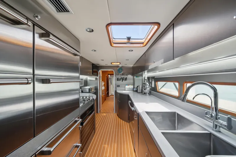 Slide: The Image of Privilege 745 2008 - 68