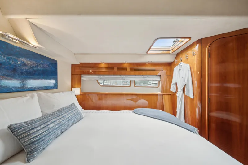 Slide: The Image of Privilege 745 2008 - 76